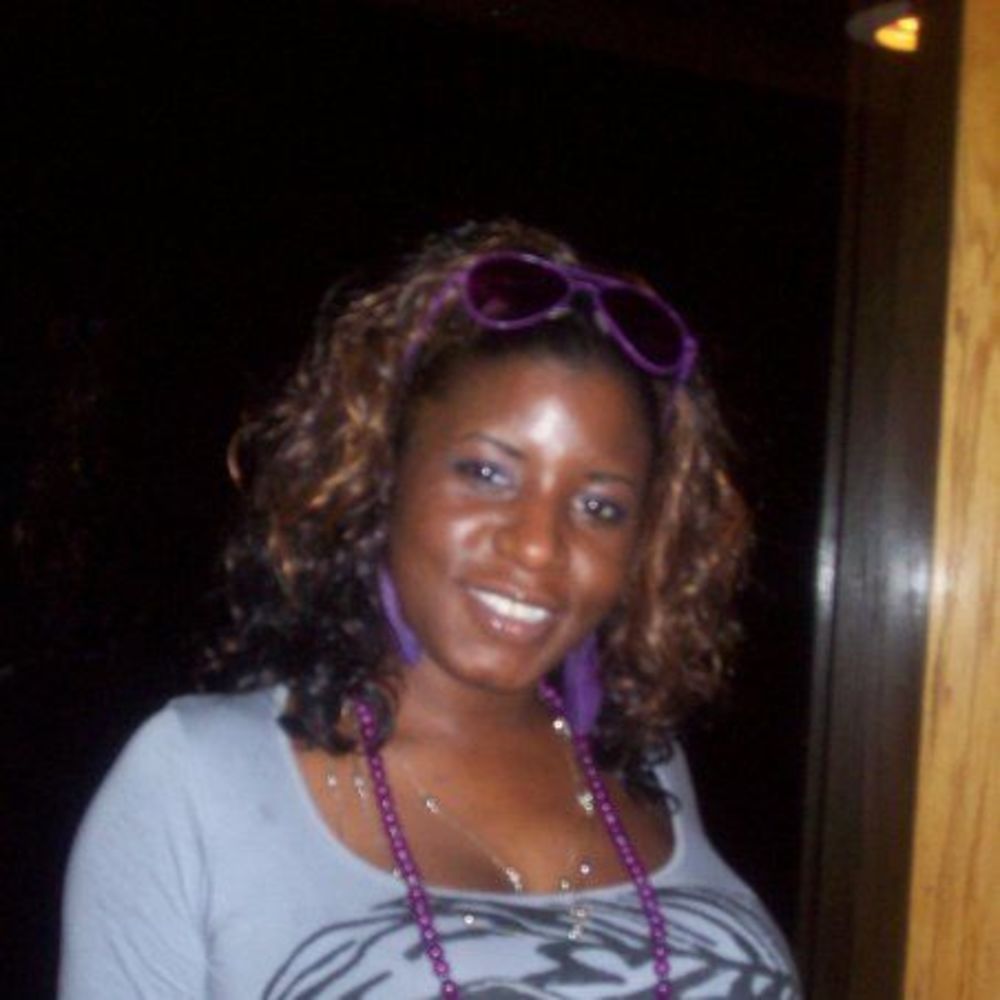 Meet your Posher, Sharmin